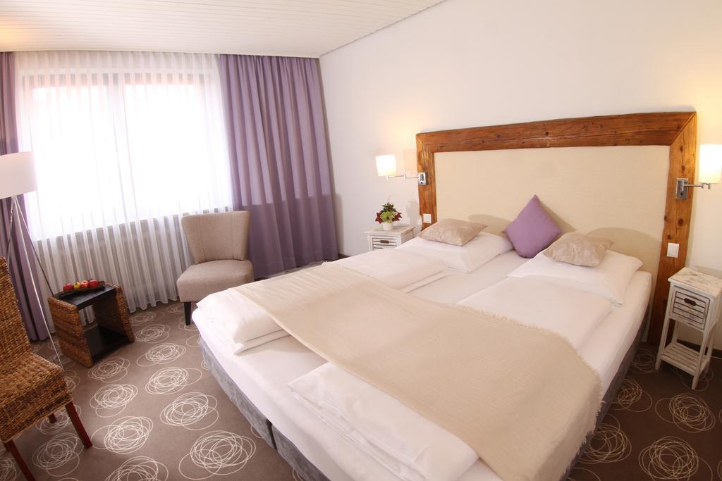 Hotel Landgasthof Wacker Bad Rodach Zimmer foto